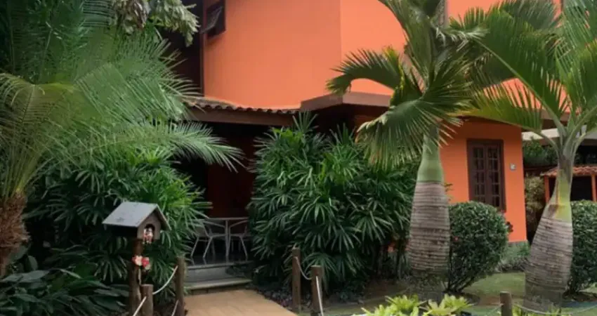 Linda casa em condomínio com dependência e 3 quartos com suíte