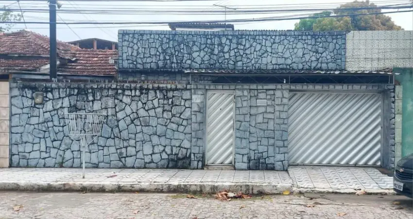 Casa com 5 quartos à venda no Iputinga, Recife 