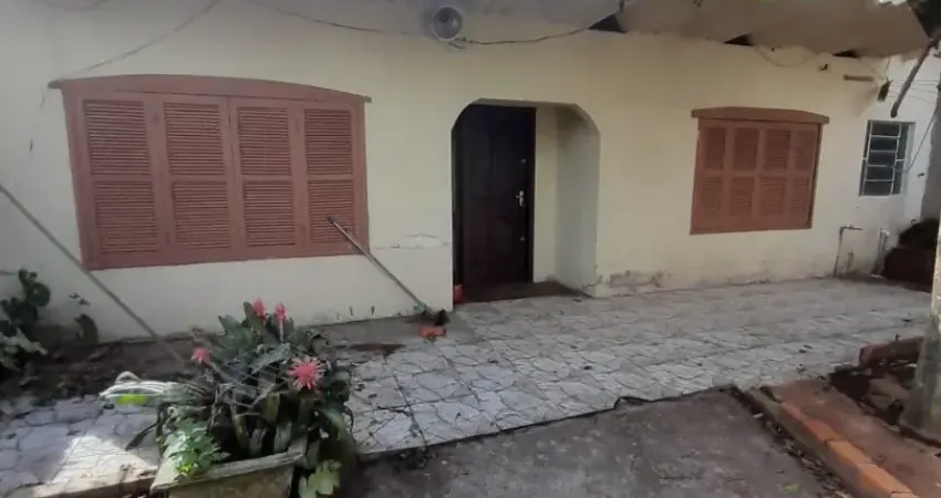 Casa à venda 400m² - 3 imóveis no mesmo terreno - próxima à estação niterói