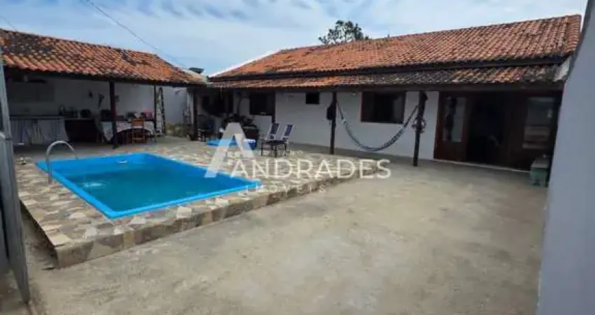 Casa 2 dorm, com piscina, 2 km praia do sonho, bairro passagem maciambu- palhoça!