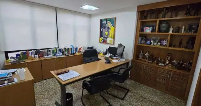 Sala comercial à venda na Rua Maestro Felício Toledo, 01, Centro, Niterói