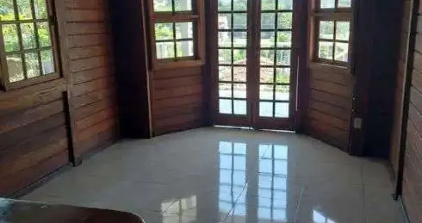 Casa em condomínio fechado com 3 quartos à venda na Rua Frederico Malesherbes Figueredo, 1, Maria Paula, São Gonçalo