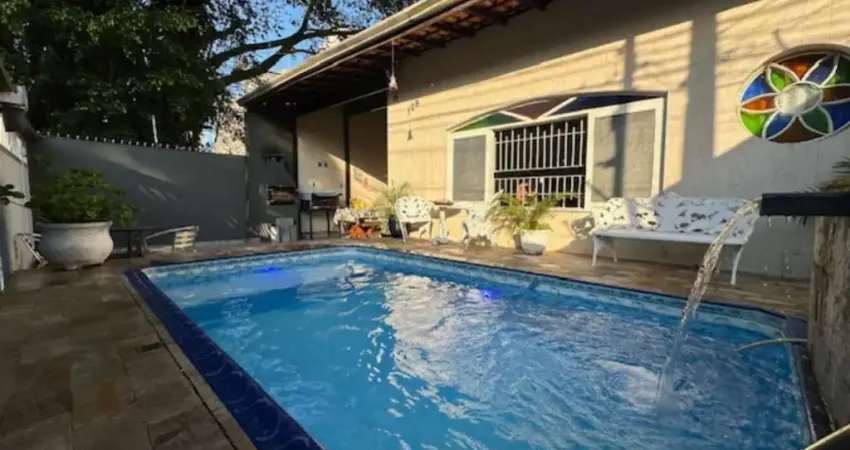 Casa com 3 quartos à venda na Tupi, Praia Grande 