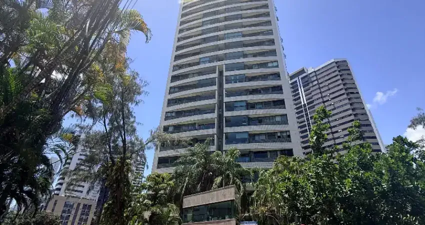 Apartamento de 179m² em edifício de alto padrão, com 4 suítes, sala ampla, dependência completa, despensa e 3 vagas de garagem. planta moderna, bem ventilada e iluminada.