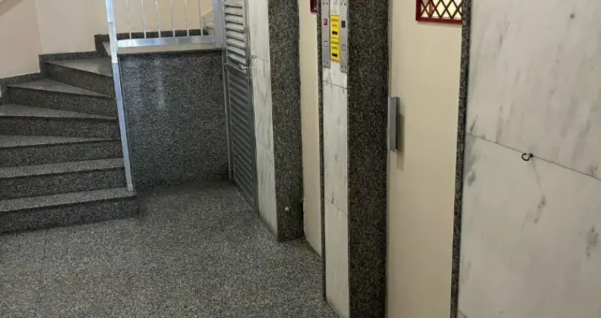 Apartamento com 2 quartos para alugar na Rua Monte Serrat, 658, Tatuapé, São Paulo