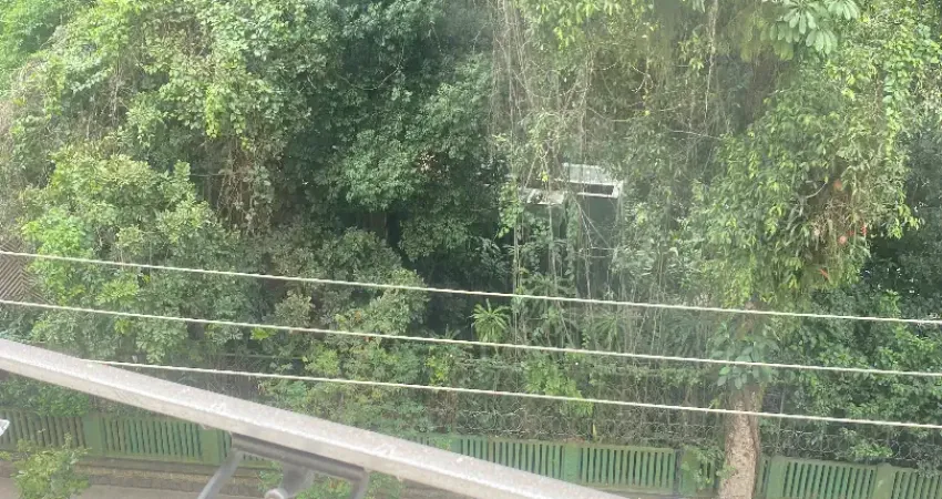 Apartamento 01 dormitório, cozinha , área de serviço , bh social , ao lado do orquidário, próximo de comércios , à uma quadra da praia