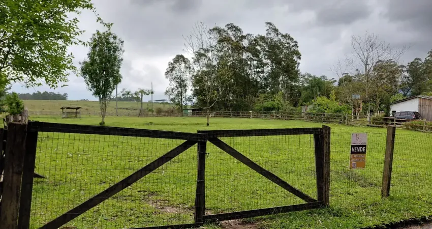 Chácara / sítio à venda no Campo da Brazina, Araricá