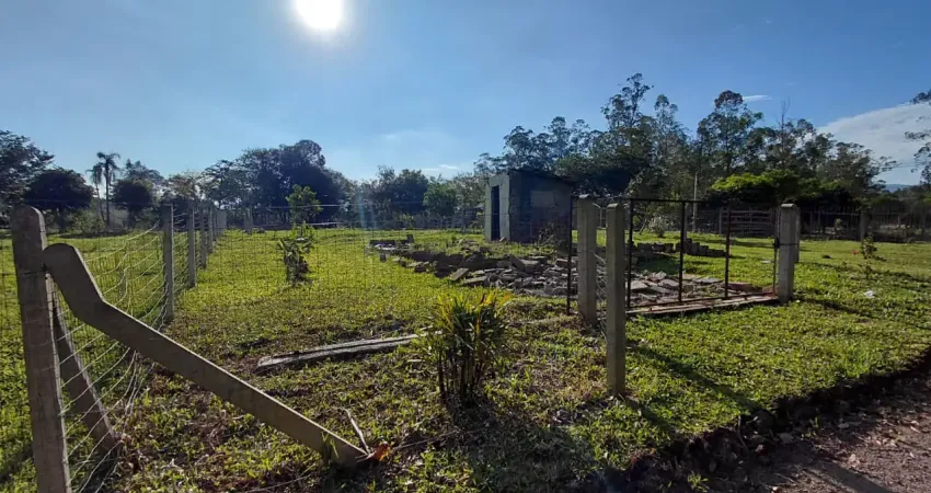 Chácara / sítio à venda no Campo da Brazina, Araricá