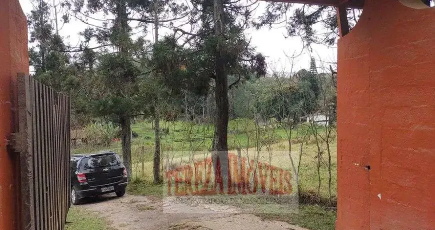 Chácara para venda ou locação possui 58800 metros quadrados com 8 quartos