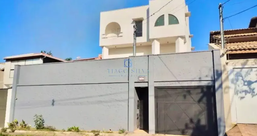 Casa com 2 dormitórios para alugar, 200 m² por r$ 3.500,00/mês - pousada dos campos ii - pouso alegre/mg