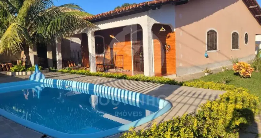 Casa para Venda em Araruama, Coqueiral, 4 dormitórios, 2 suítes, 2 banheiros, 4 vagas