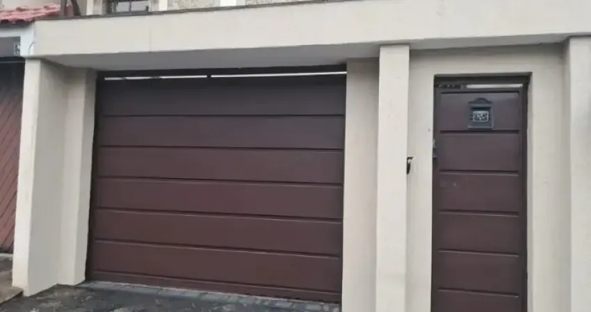 Sobrado de alto padrão (150m²) 100% reformado na parada inglesa: 3 dorms., suíte master c/ hidro, closet espetacular, espaço gourmet e vaga .