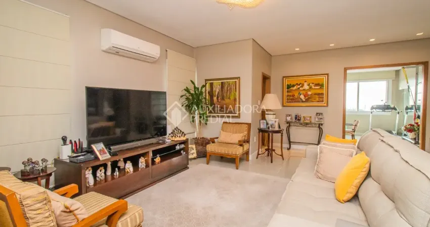 Casa com 4 quartos à venda na Rua Carlos Huber, 590, Três Figueiras, Porto Alegre