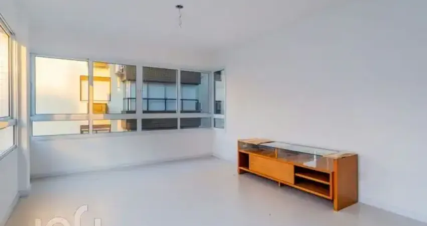 Apartamento novo no petrópolis – 2 suítes e 2 vagas de garagem