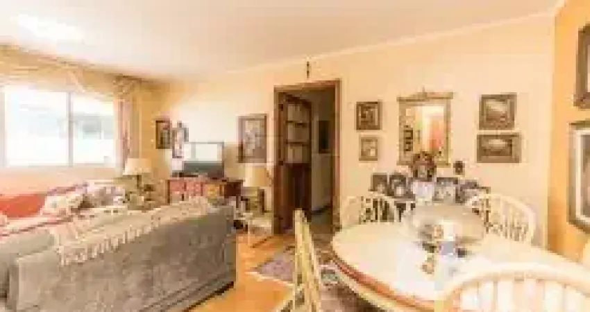 Amplo apartamento com três dormitorios em bairro petropoilis av. carlos gomes