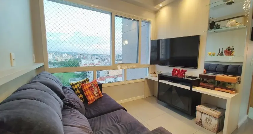 Apartamento 2 quartos elevador e garagem bem localizado no bairro santa cecília!