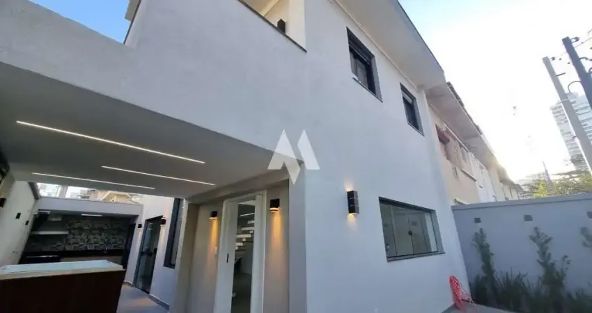 Casa com 3 quartos à venda na Rua Adolfo Lutz, Ponta da Praia, Santos