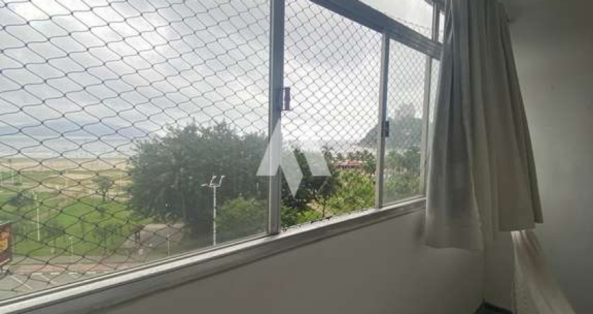 Apartamento à Venda de 3 dorms, suíte ,frente ao mar - Itararé - São Vicente