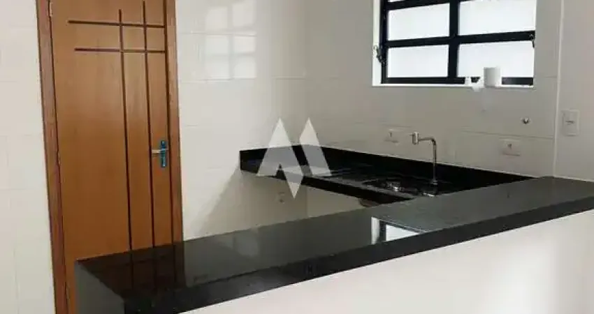 Casa Sobreposta Baixa 3 quartos e suítes, 2 vagas - Embaré / Santos