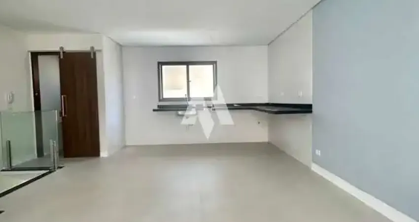 Linda casa em condomínio novo com acabamento impecável