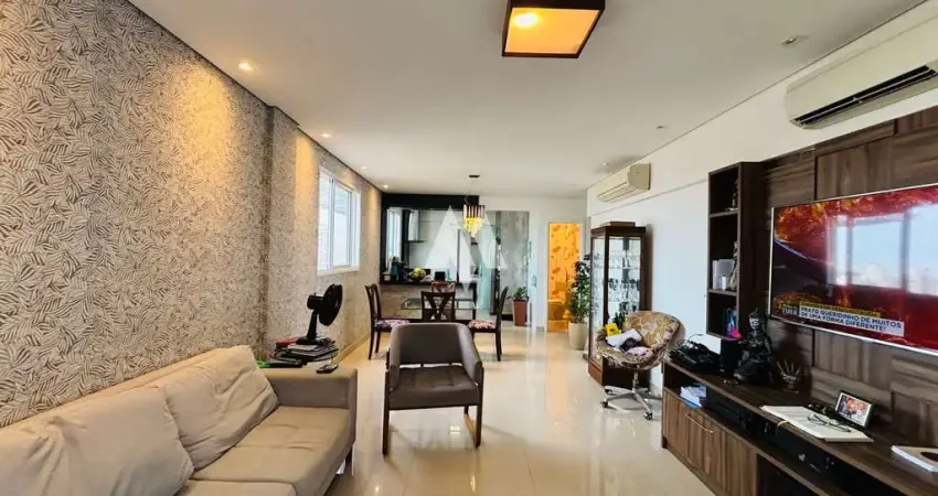 Apartamento Cobertura Duplex com 3 dormitórios e 2 vagas demarcadas - Marapé / Santos