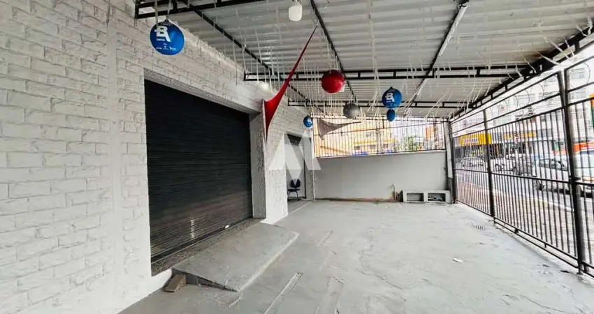 Casa à venda na Praça da Bandeira, 228, Centro, São Vicente