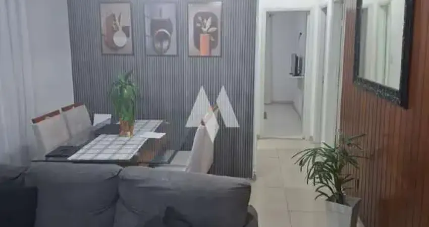 Apartamento com 3 dormitórios + dependência á venda em Santos