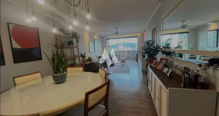 Apartamento para locação com 4 dormitórios, 1 suíte, a uma quadra da praia, 1 vaga demarcada