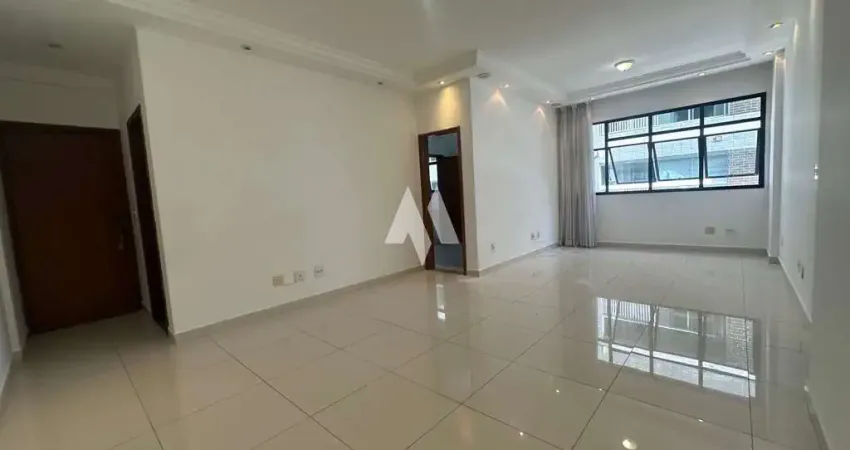Apartamento à venda na quadra da praia da Aparecida!