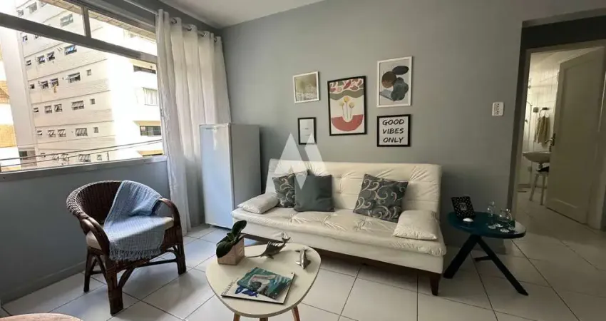 Apartamento à venda com 1 dormitório a 1 quadra da praia no boqueirão em santos/sp