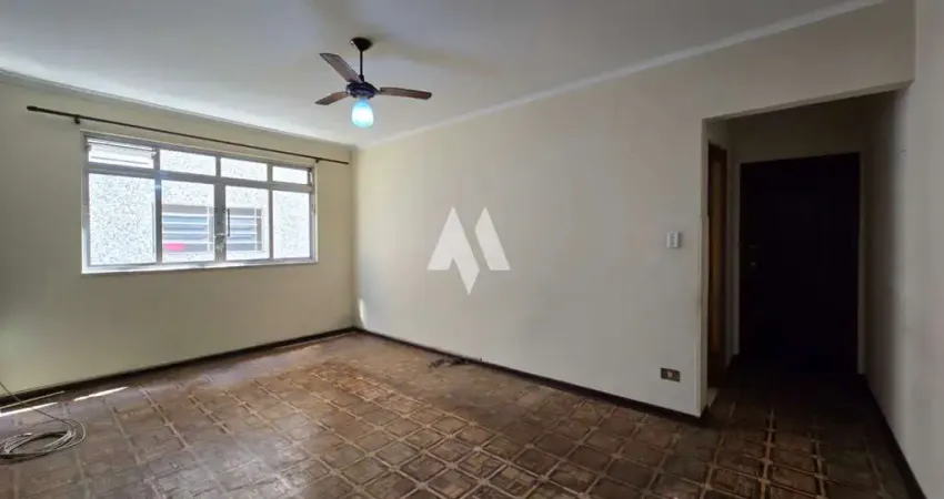 Apartamento reformado à venda com 2 dormitórios de frente e com varanda no campo grande em santos/sp