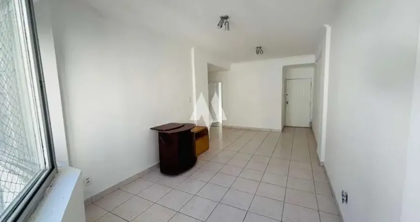 Apartamento à venda com 2 dormitórios e vista parcial para o mar no bairro aparecida em santos/sp