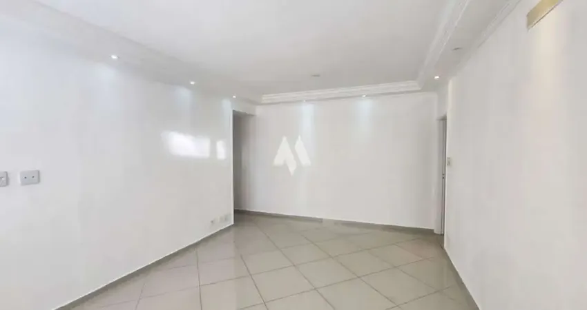 Apartamento 3 dormitórios para locação em prédio com elevador próximo à praia no Embaré em Santos SP