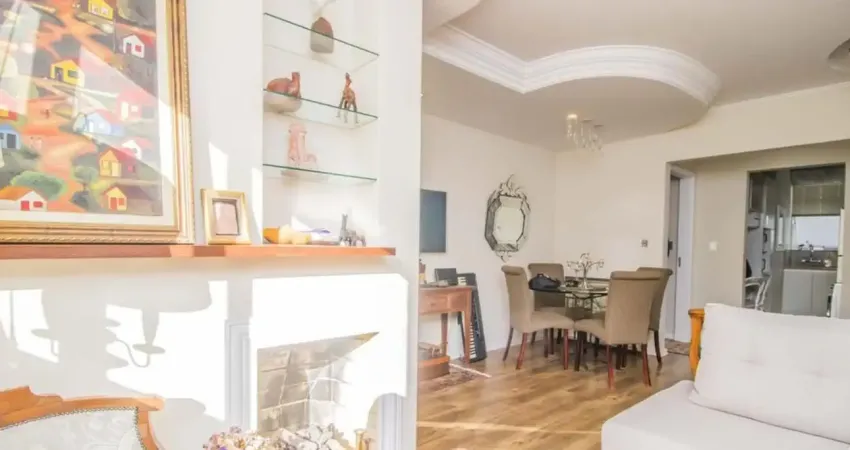 Cobertura 2 dormitórios com suite e vaga no coração de petrópolis.