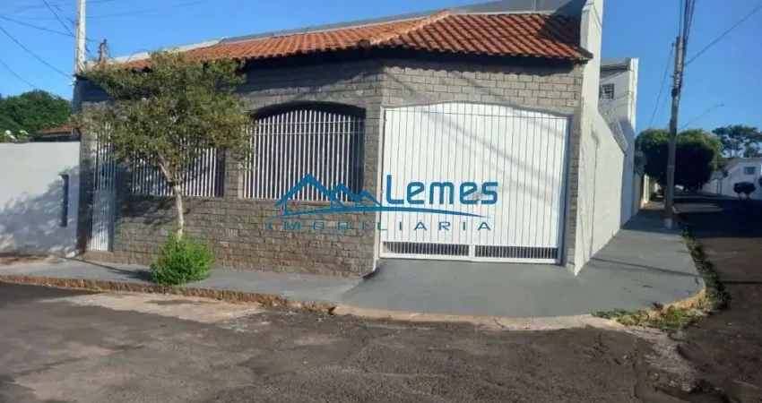 Casa c/ edicula - vila independência - 03 dormitórios, 02 wc social, edicula com 01 dormitório, wc e cozinha