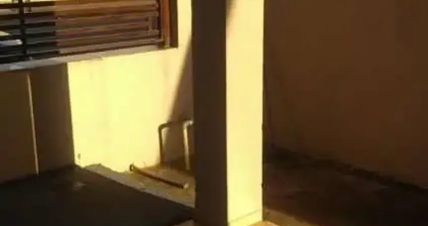 Casa com 2 quartos à venda na Rua Quinze de Agosto, Centro, Reginópolis