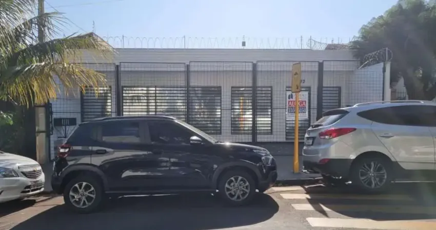 Prédio para alugar na Rua Antônio Alves, Jardim Aeroporto, Bauru