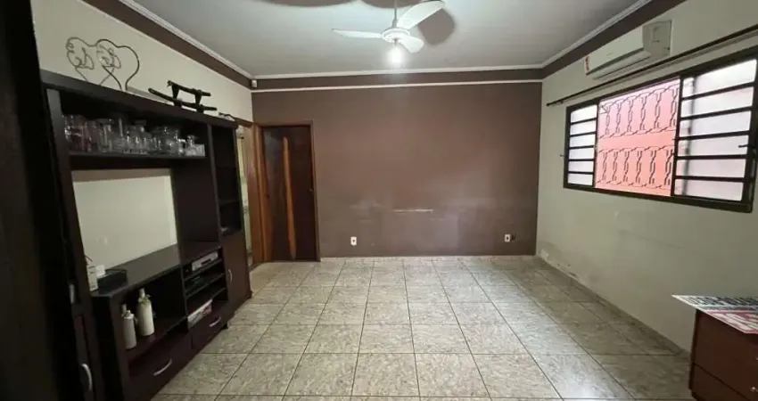 Casa com 3 quartos à venda na Rua Jorge Pimentel, Vila Engler, Bauru