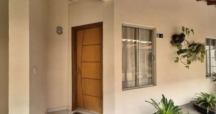 Sobrado com 2 dormitórios a venda em pequeno condomínio no geisel em bauru.