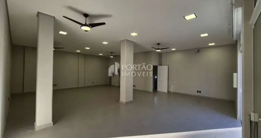 Salão para aluguel com 100m² na rua primeiro de agosto no centro de bauru-sp