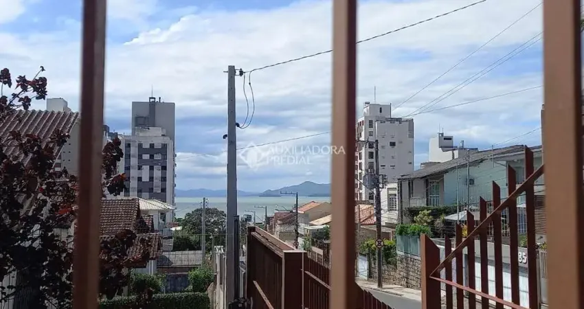 Casa com 4 quartos à venda na Rua Joaquim Costa, 212, Agronômica, Florianópolis