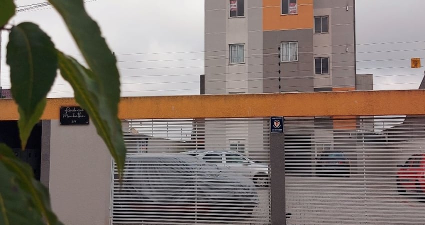 Apto 2Q com planejados de cozinha, bwc e painel para TV, aquec a gás sacada churrasq.