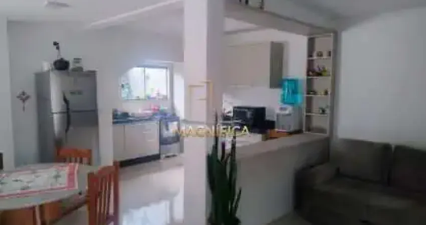 Casa com 3 quartos à venda na Rua Cabo Cornélio de Souza Martins, Uberaba, Curitiba