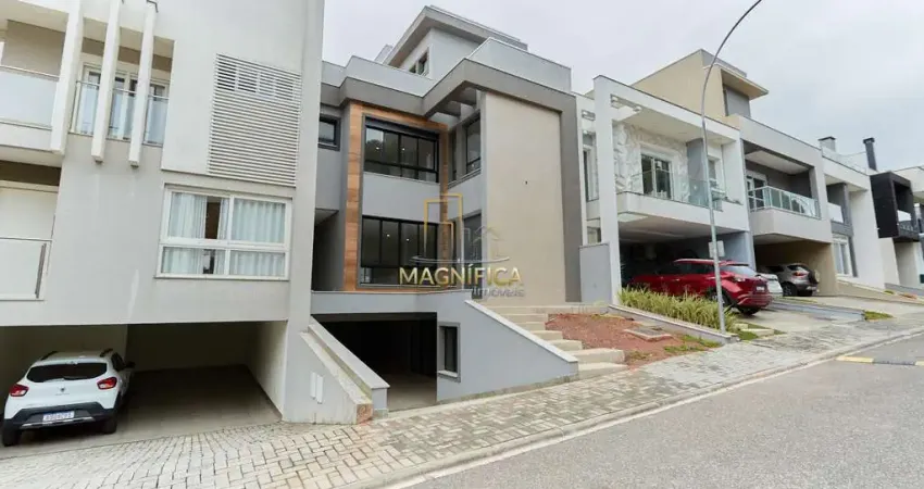 Casa em condomínio fechado com 3 quartos à venda na Rua Maria Luiza Bazzani Natal, 381, Uberaba, Curitiba