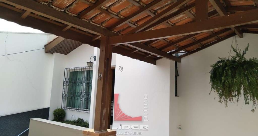 Casa com 4 quartos à venda no Lavapés, Bragança Paulista 