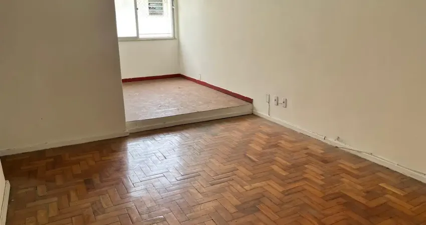 Apto botafogo - rua general severiano - 1 qto / dep. de serviço / vaga de garagem/ portaria 24 horas.