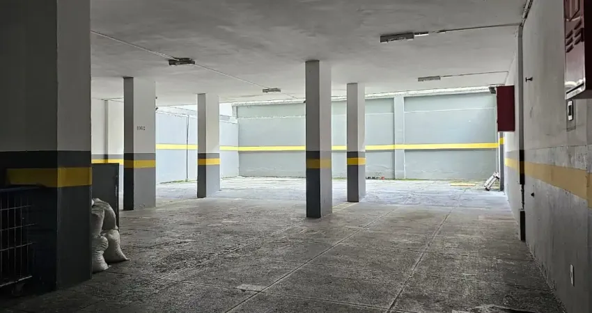 Apto botafogo - rua general severiano - 1 qto / dep. de serviço / vaga de garagem/ portaria 24 horas.