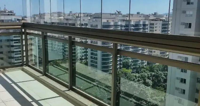 Apartamento reformado com vista livre e alto padrão no reserva jardim – barra olímpica!