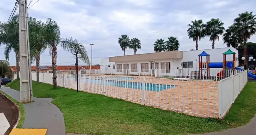 Casa em condomínio para venda em foz do iguaçu, vila a, 2 dormitórios, 2 banheiros, 2 vagas