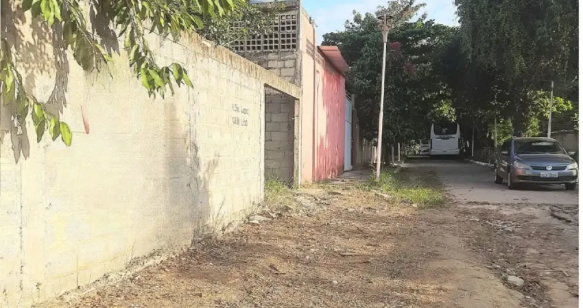 Lote 420m², todo murado, proximo a casa de pedra em jacaraípe